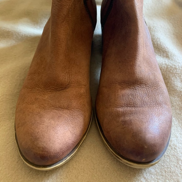 Lucky Brand Burklee Booties - Picture 4 of 8